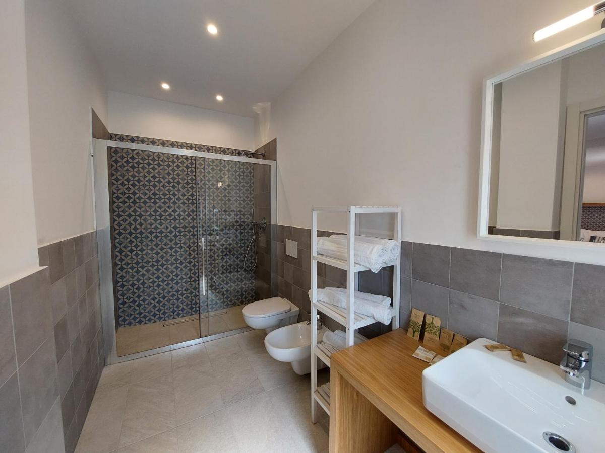 Mistral Luxury Suites ซอร์เรนโต ภายนอก รูปภาพ